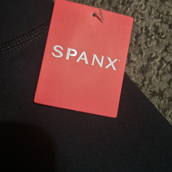 NWT! Spanx Booty Boost® Flare Pant size SP - Picture 8 of 9
